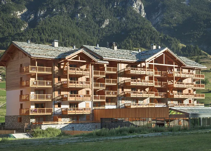 CGH Résidences&Spas Les Chalets de Flambeau